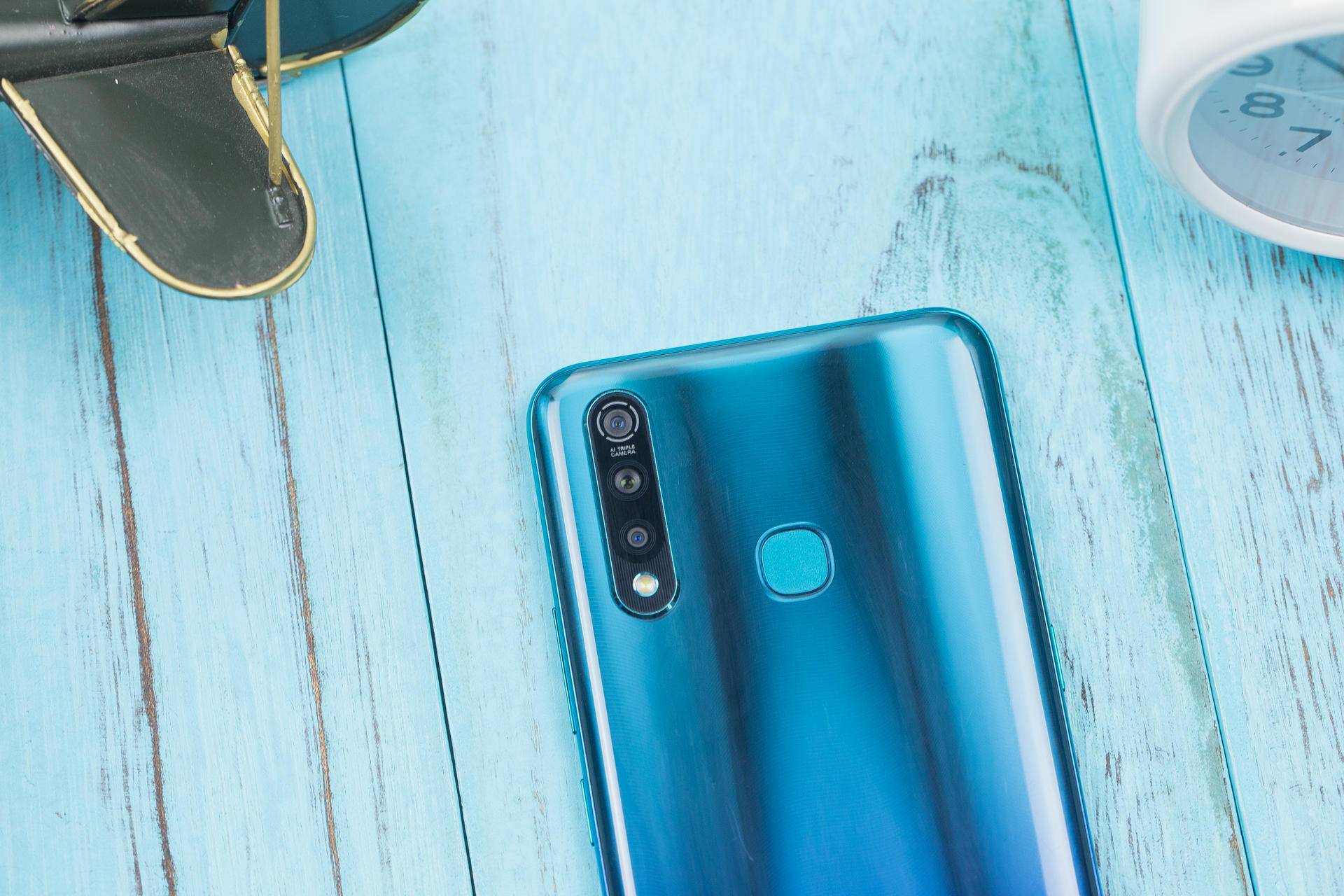 适合vivoZ5x手机的仿曲面壁纸,vivoz5x创意壁纸