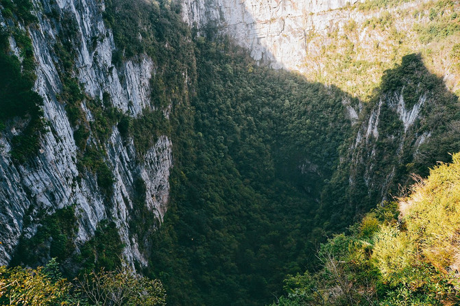 观天坑，游溶洞，桂西北最名不见经传的冷门旅行目的地——乐业