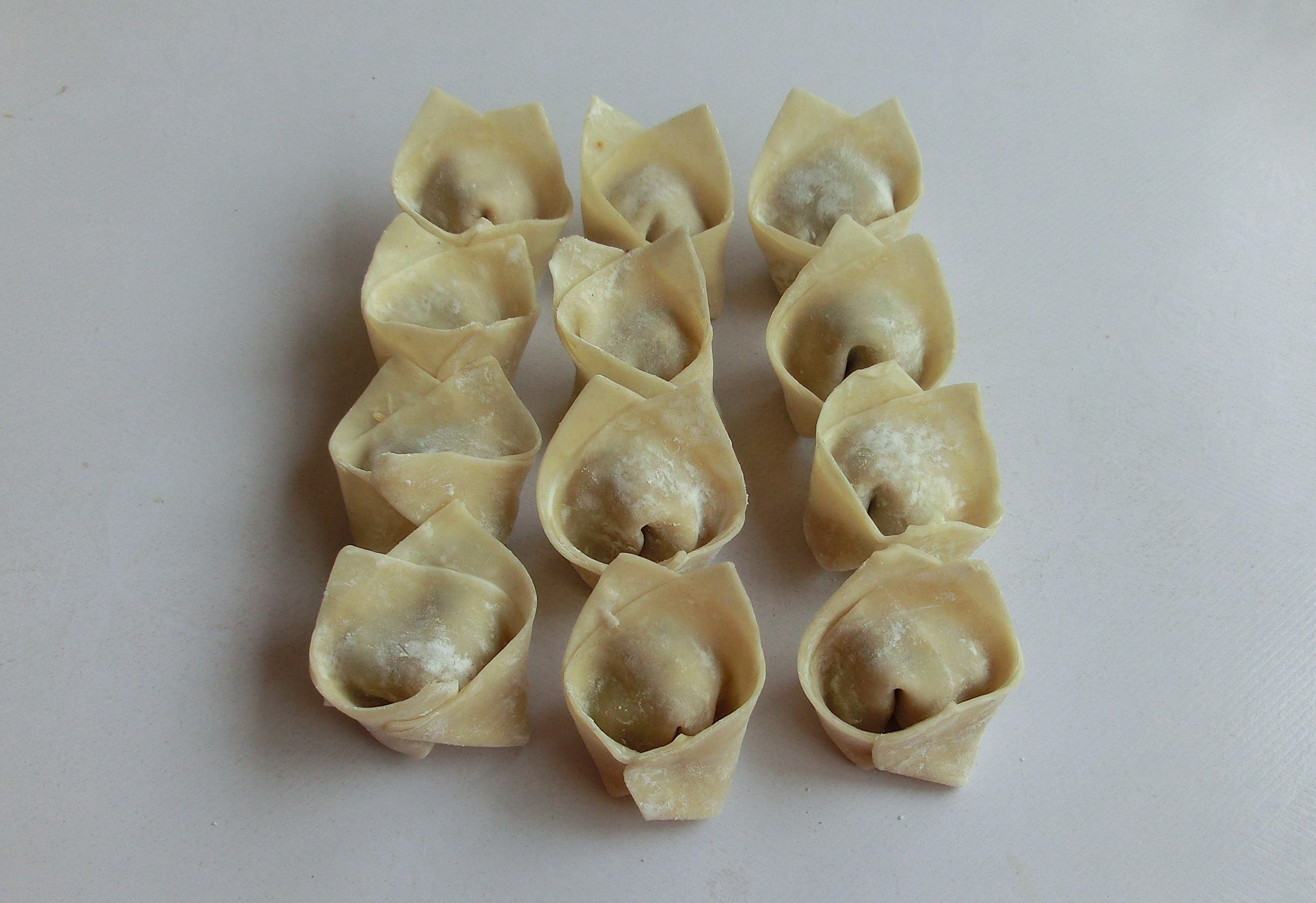 馄饨汤怎样调又鲜又香,馄饨汤怎么调好吃加虾