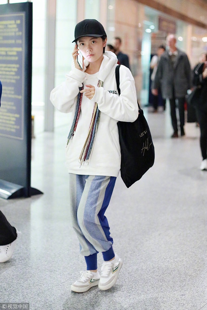 穿上百搭减龄神器卫衣阳光又活力,百搭实穿卫衣承包你春季时髦穿搭