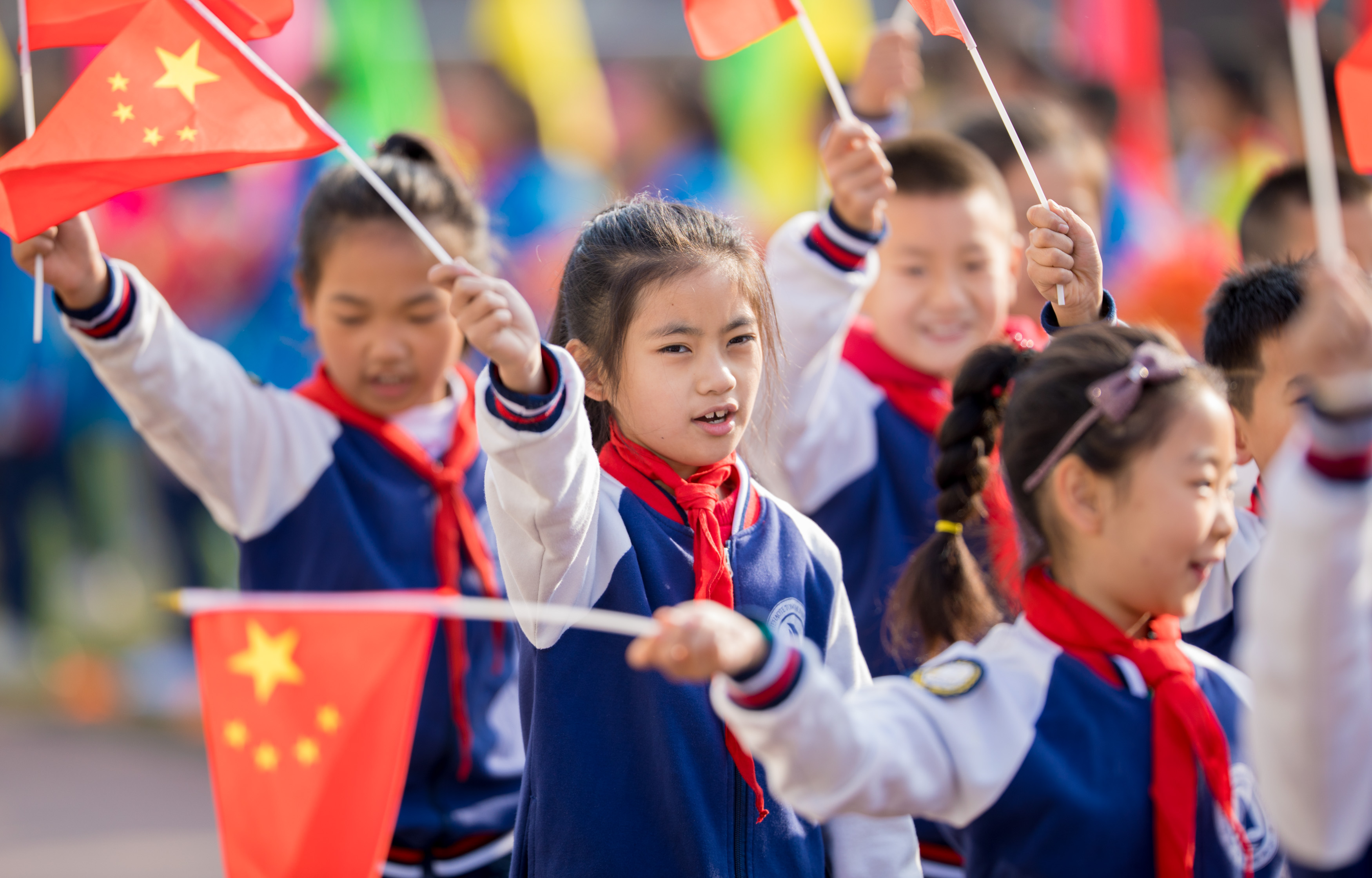 相约绿茵场追逐足球梦,相约绿茵场足球