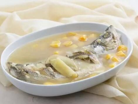 下面这七款月子餐食谱,既能让宝妈减重又营养