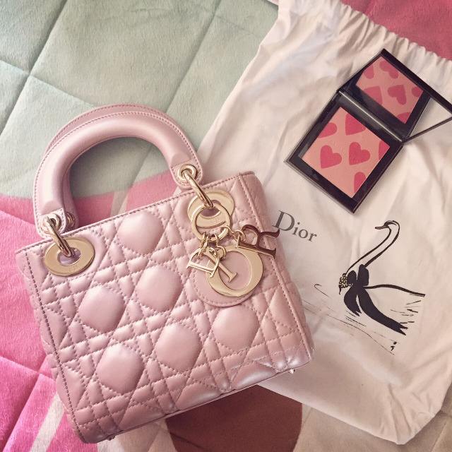 女人贫穷到底有多可怕,女人在面对贫穷和富贵之间的抉择