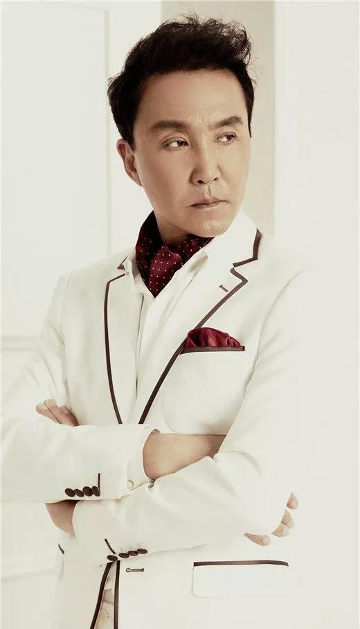 吴刚30岁视频,演员吴刚怎么火的