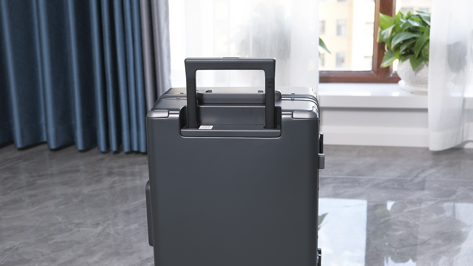 小米90分行李箱对比地平线8号,地平线8号行李箱20寸和24寸怎么选