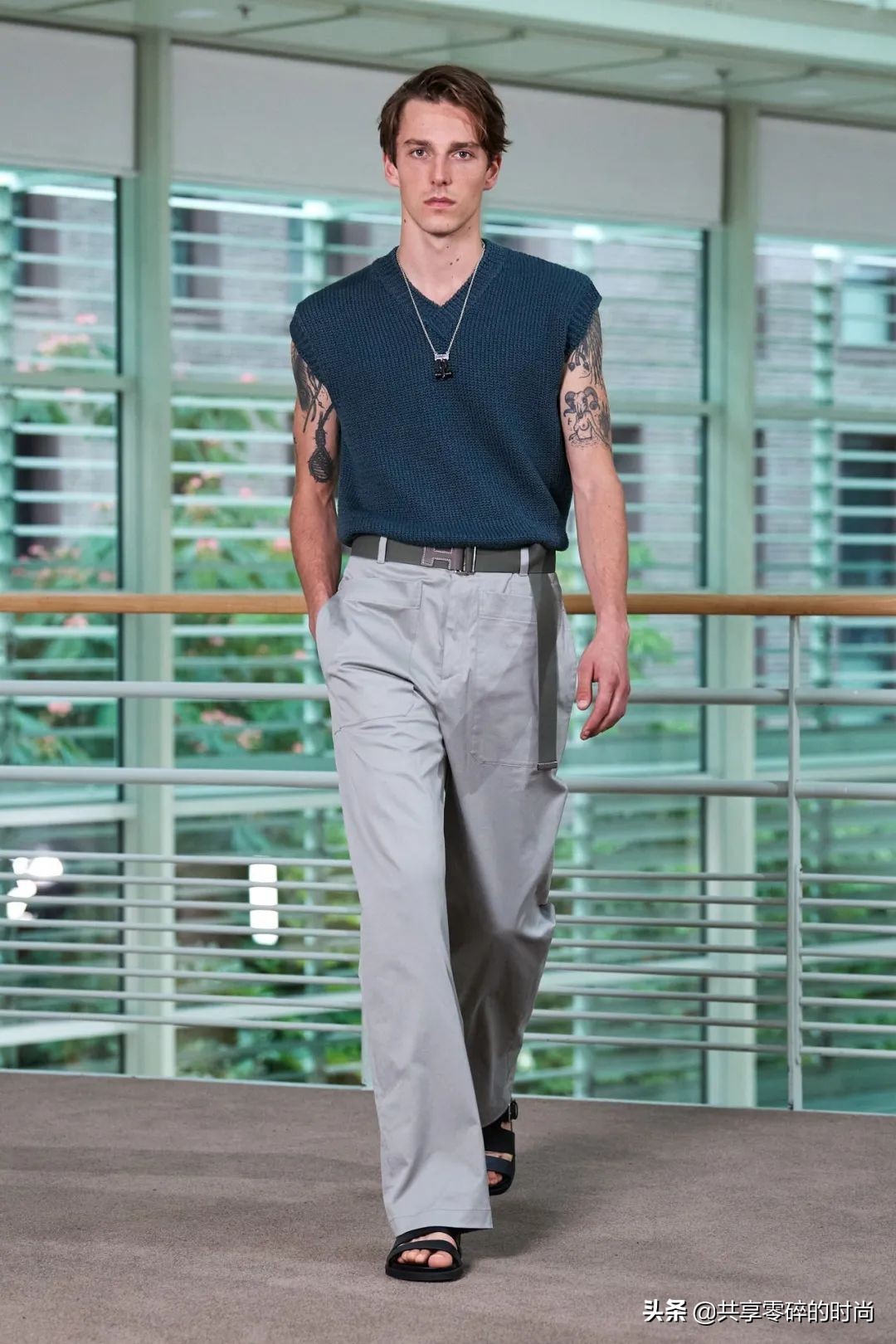 2020爱马仕春夏男装秀场,爱马仕2021男装