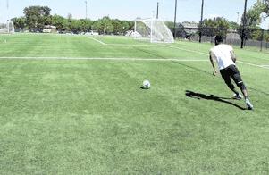 适合新手用的一步过人绝招,新手也可以学会的三招过人