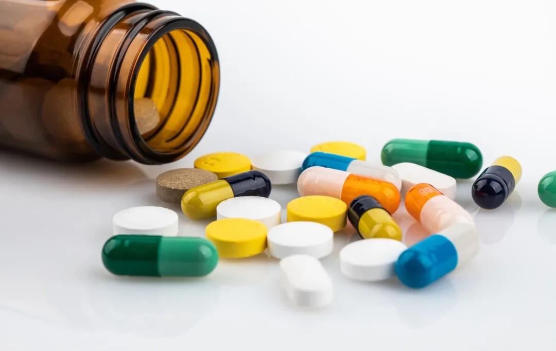 偏头痛发作，有哪些药物可以缓解？该怎么选择？