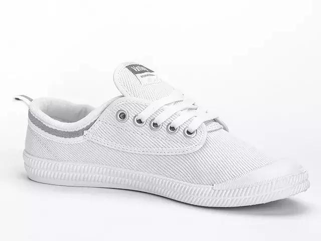 明星同款大牌小白鞋,国际大牌小白鞋