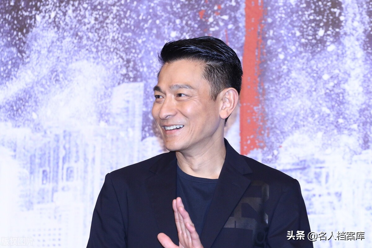 四大天王刘德华混的最好吗,四大天王为什么刘德华最火