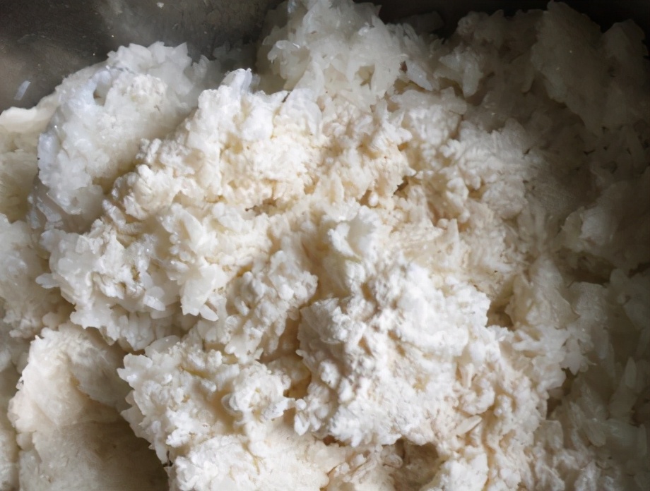 自制米酒应该蒸多长时间,自制甜米酒泡多长时间最合适