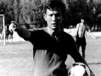 中国足球曾经的辉煌时刻,从稚气未脱到风华正茂