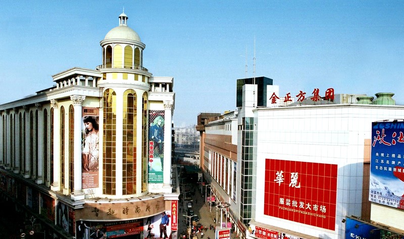 株洲批发市场的衣服真的便宜吗,株洲服装批发市场拿货几件起