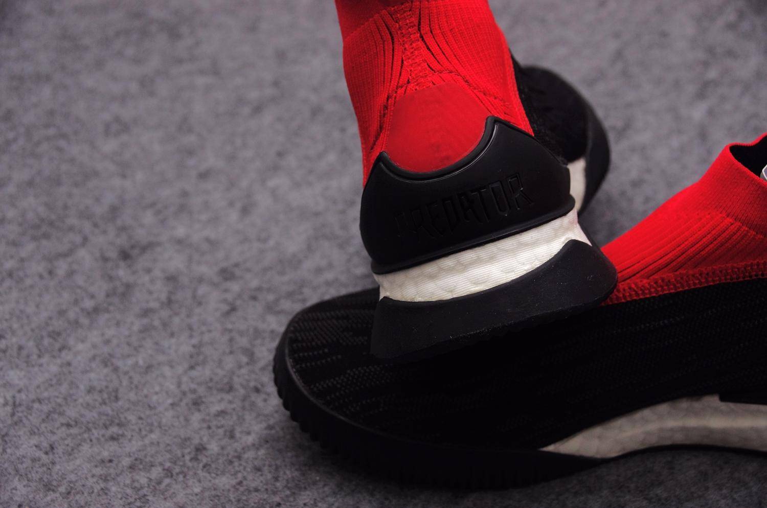 predator20.3足球鞋蓝与白,predator足球鞋19.4