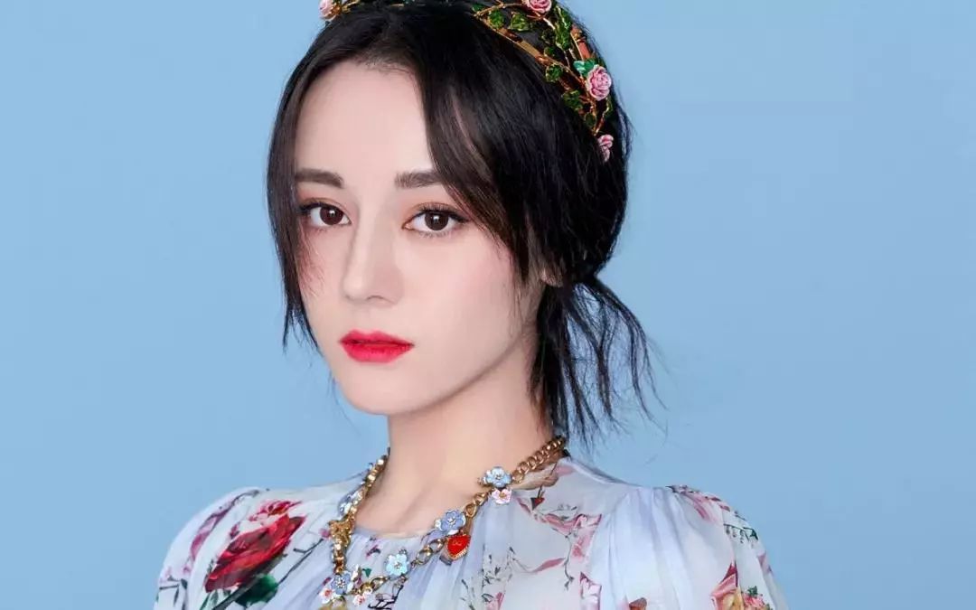 热巴的脸为什么显老,热巴脸显老吗