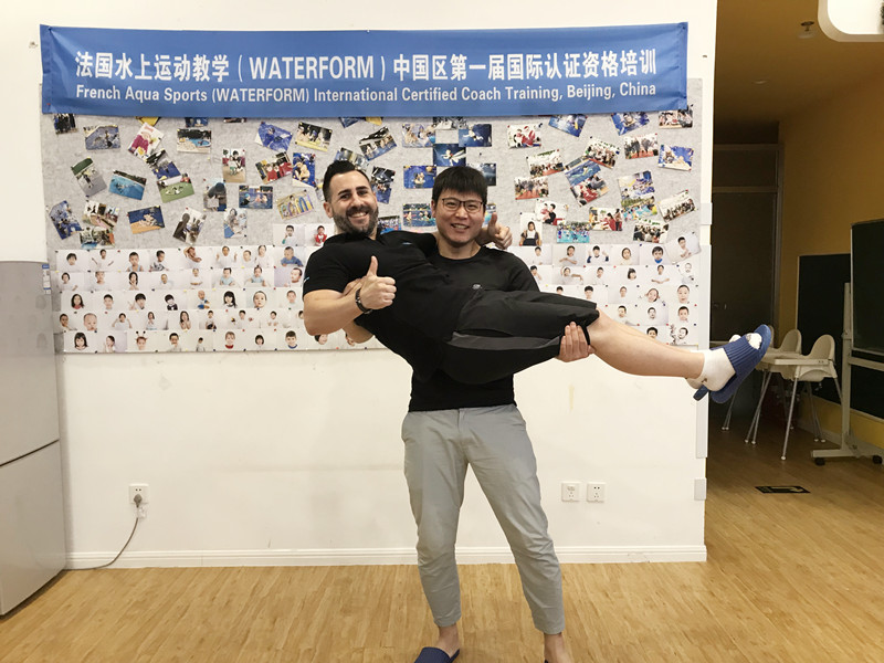 健身教练零基础培训有哪些,体验当游泳教练的一天