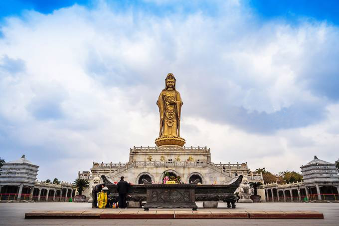 普陀山洛迦山慈航观音道场,为什么普陀山是观音菩萨道场
