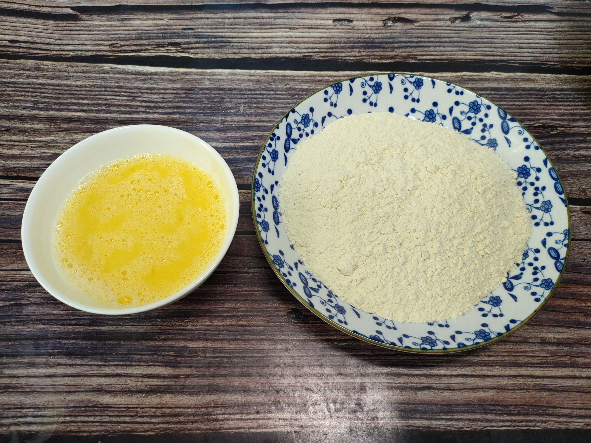 炸鸡店小吃教程,炸鸡怎么外酥里嫩开店配方