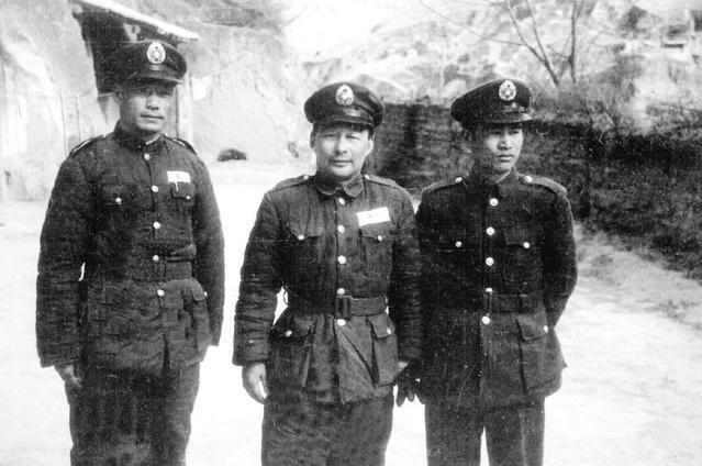 54年贺敏学来京，毛主席在丰泽园亲自接待，贺：妹妹让我向你问好