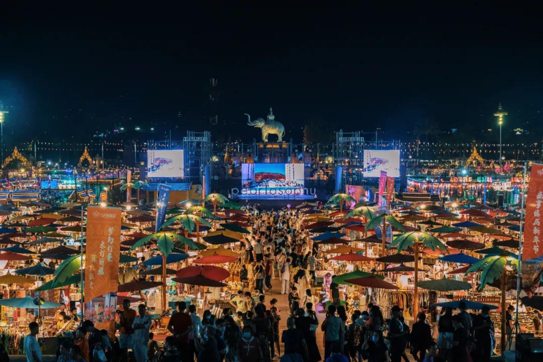 西双版纳蓝孔雀江景主题酒店,西双版纳告庄双景酒店攻略