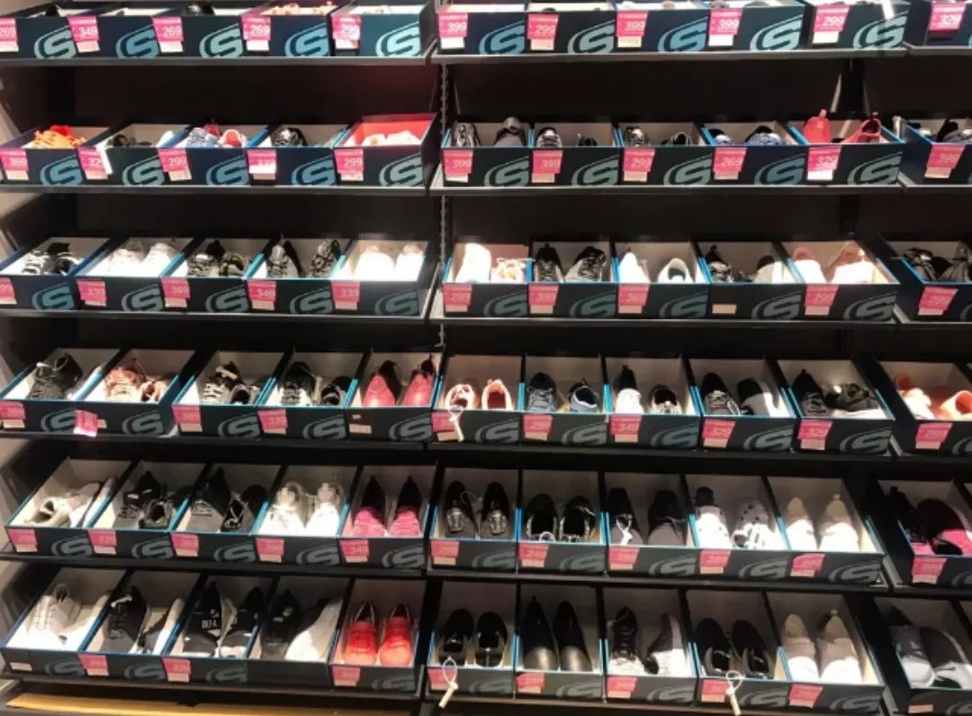 买阿迪耐克在哪里买保真又便宜,耐克阿迪哪里买最便宜