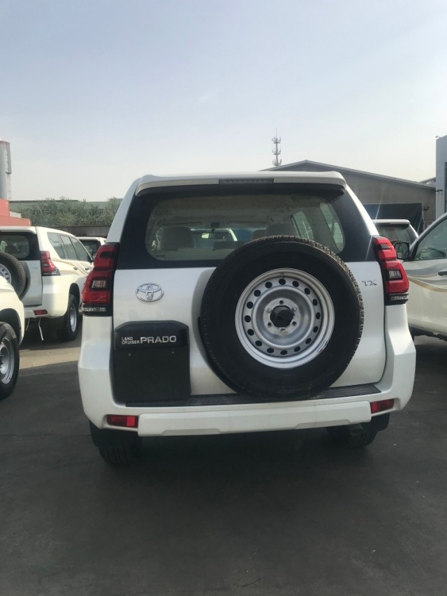 2014款中东版丰田霸道2700二手车,2015款中东丰田霸道2700评测视频