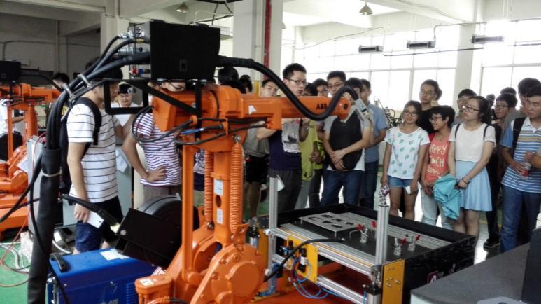 电气自动化专业产业转型的特征,温大电气