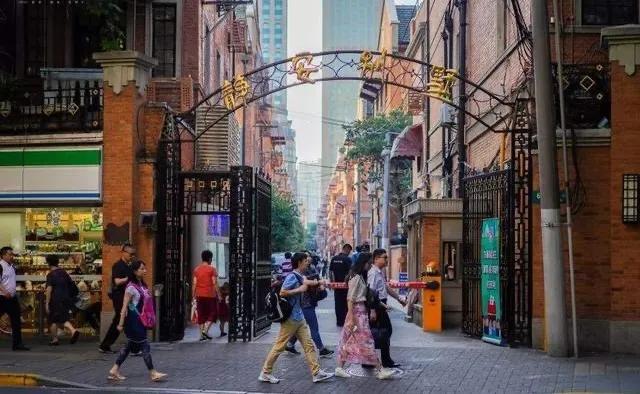 静安穿堂风别墅,静安别墅之光