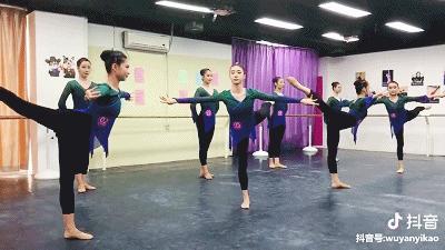 学舞蹈最讨厌听到的话,学舞蹈要经历哪些身体上的痛苦