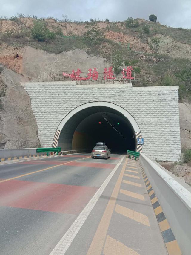 甘谷金山农民作家张志刚,甘谷徒步张志刚