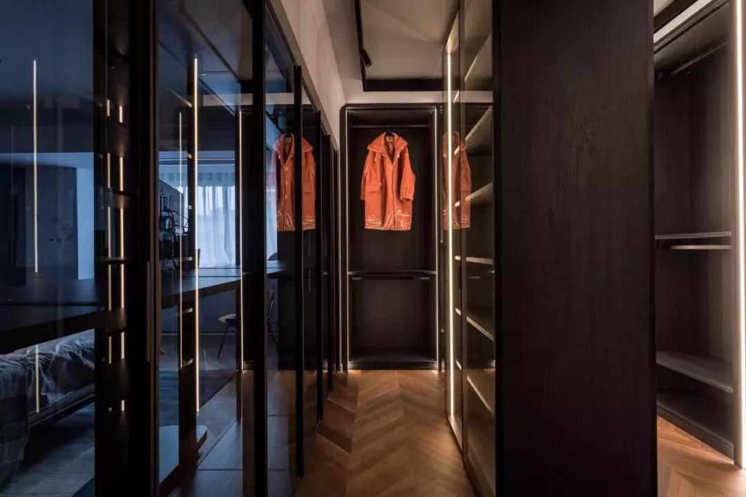 服装设计师的180㎡低调奢华家，超美衣帽间顶一个小户型