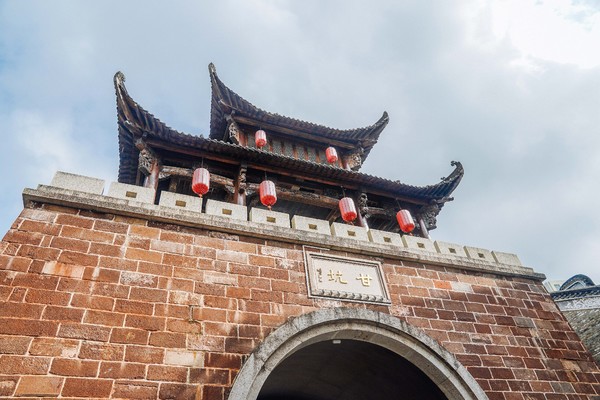 走进深圳甘坑客家小镇,深圳甘坑客家小镇田园风光简介