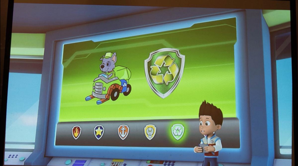 瞬间提升客厅格调，电影1895电影机体验