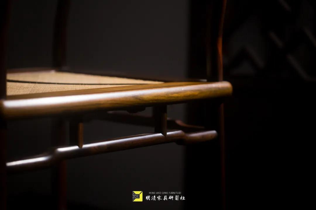 余尝净一室，置一圈椅|影木坊