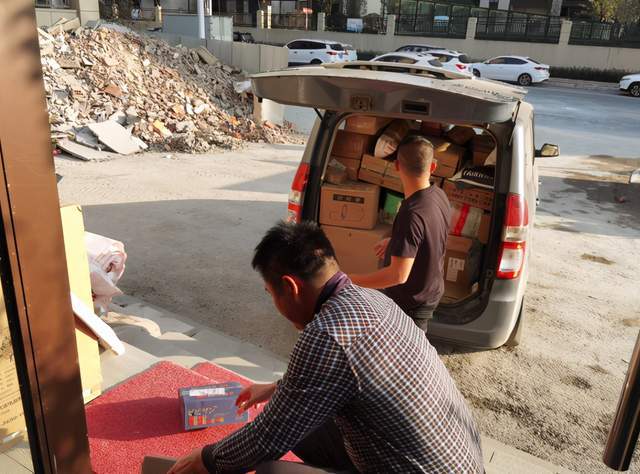 适合年轻人的低成本创业项目生意,商机100个白手起家创业项目