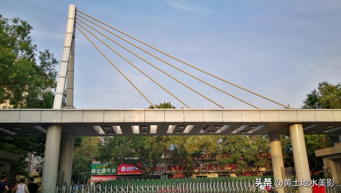 了解郑州的铁路历史,郑州之行最新视频