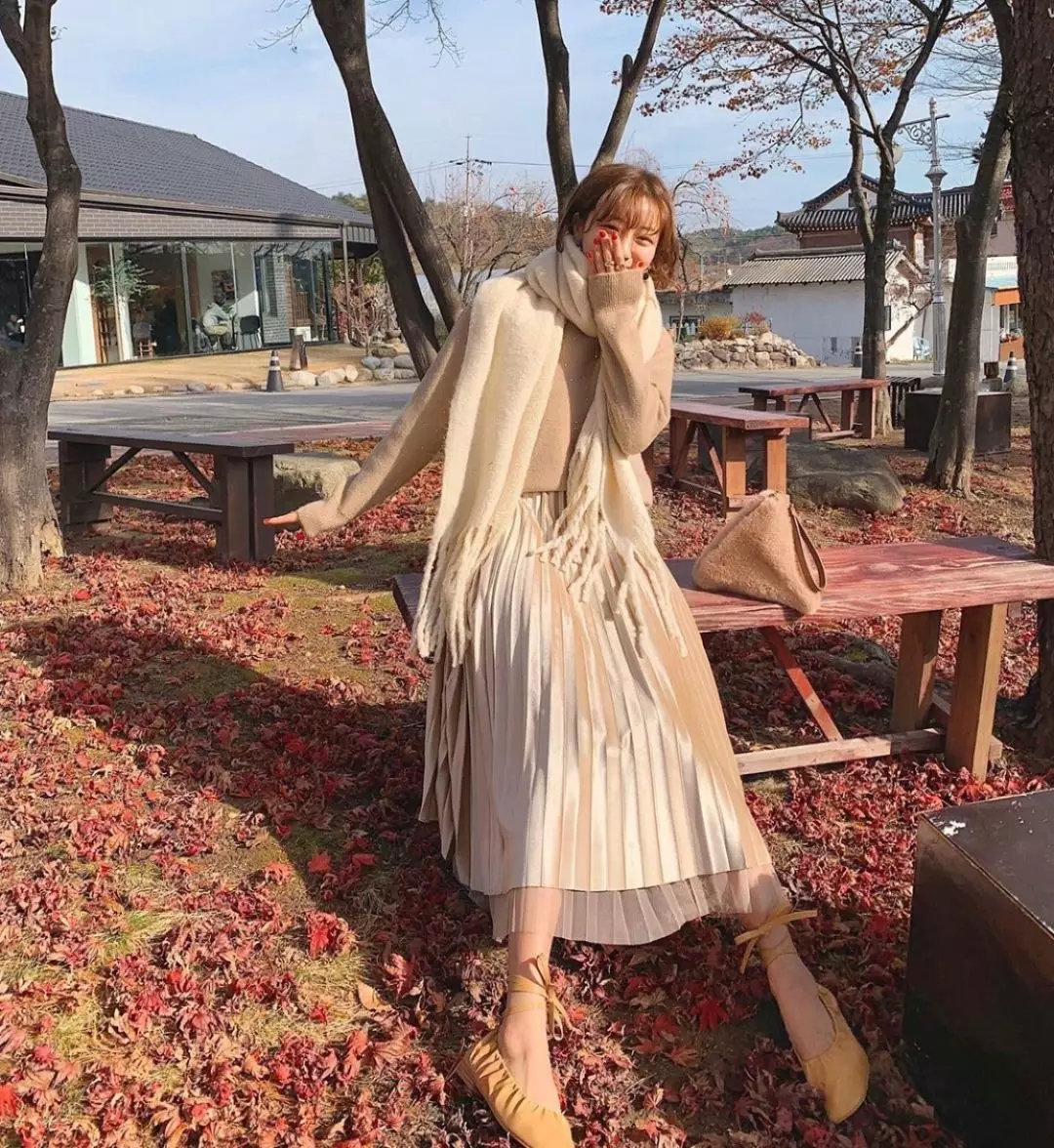 百搭高帮小白鞋法式复古风,奶奶鞋气质百搭小众单鞋