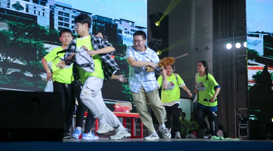 酷玩酷学艺术研学夏令营,酷学酷玩夏令营