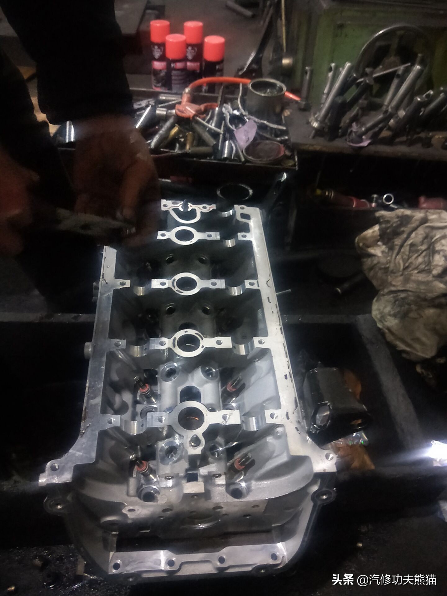 奥迪q3治理烧机油,奥迪q3烧机油多少公里正常