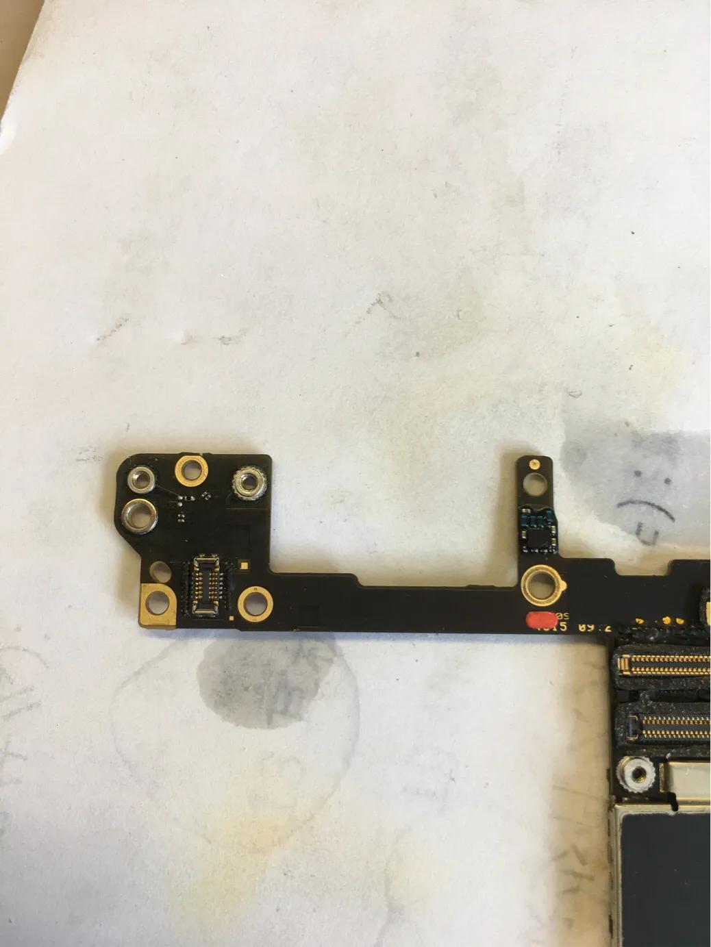 6s重摔不开机,6s进水不开机反复跳