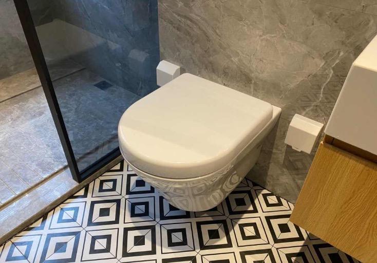 原木色极简家,黑白原木极简风格