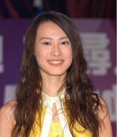 昆凌是混血吗,李小璐昆凌混血照