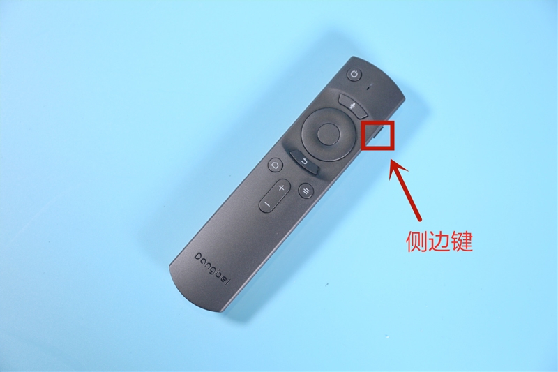 绝无仅有的超广角无畸变镜头,当贝f1对比4k投影仪