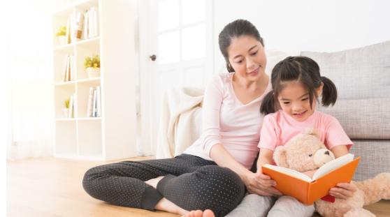 孩子摸*处私**、夹腿、蹭被子，这几个小细节，父母千万别忽视