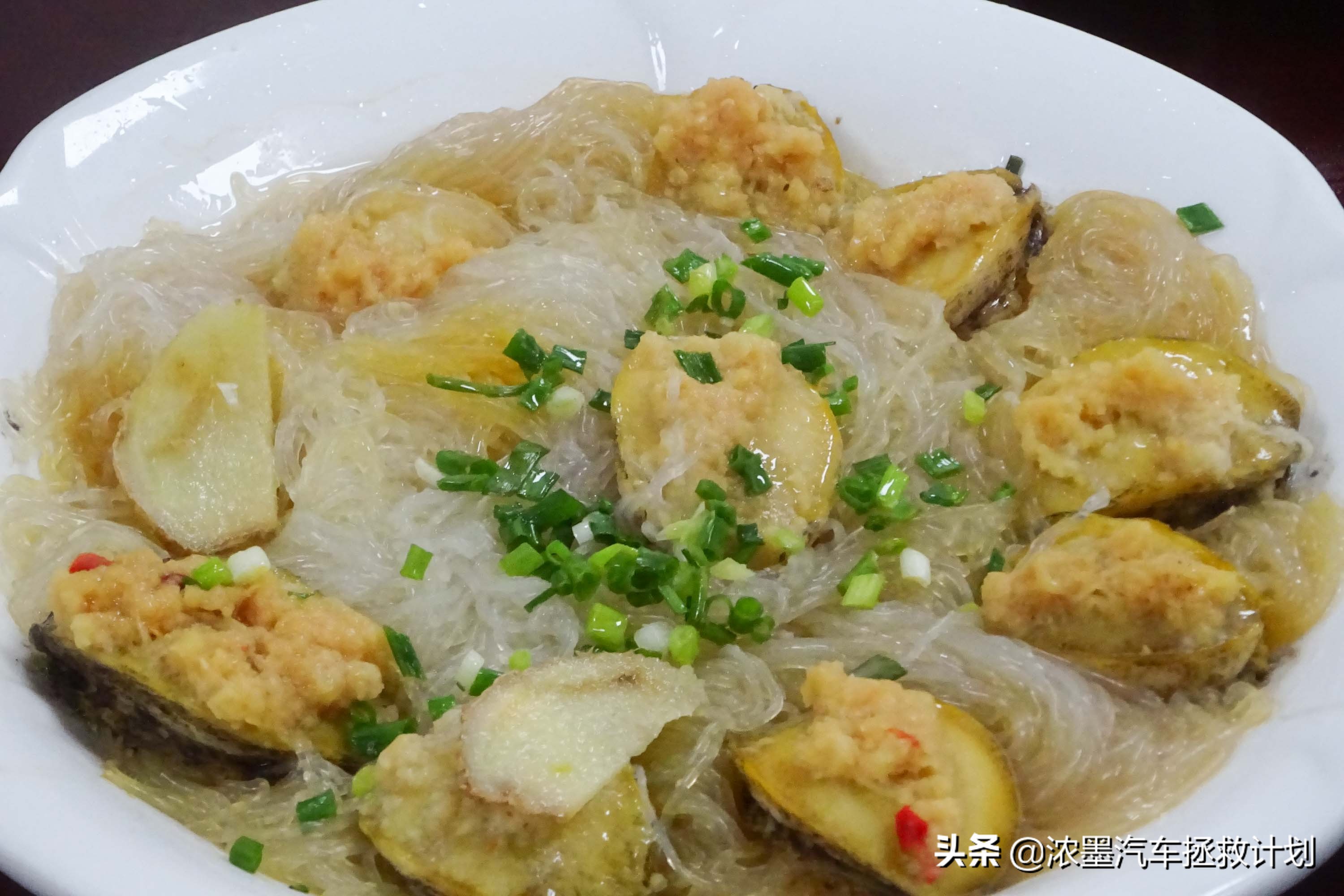 「妙手生花」重建一台战损级桑塔纳，带给它历经千般后的华丽重生