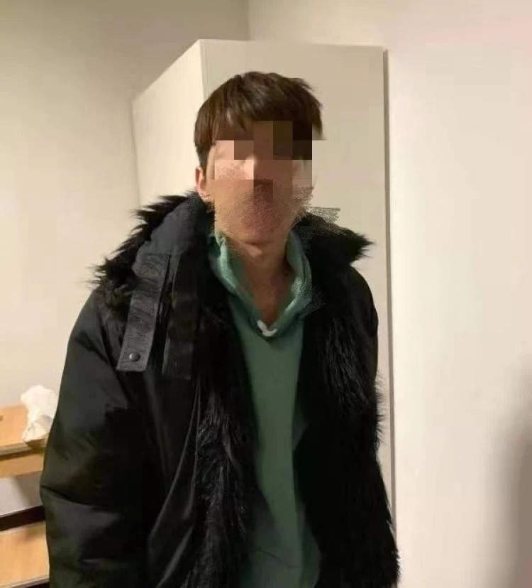 申晨间|转账100余万元买口罩却遭遇不发货、不退款，浦东警方出手了