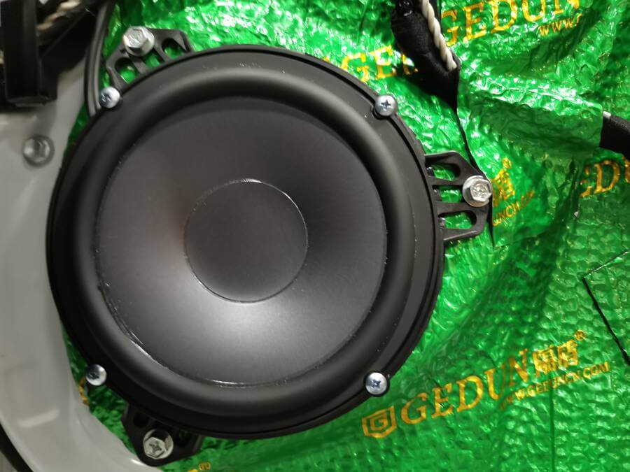 雷凌音响隔音改装,丰田雷凌隔音降噪怎么调