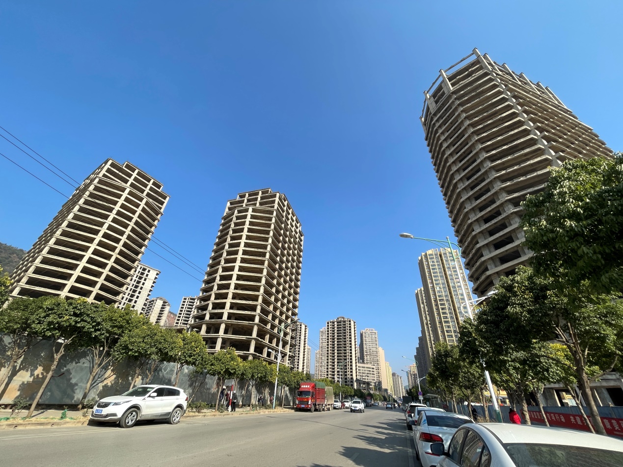 两声巨响震全城，烂尾变改善，义承置业在昆明城市更新大不同