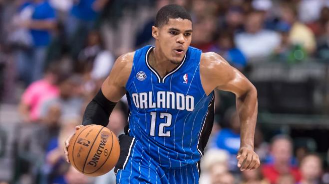 暖心换号！1.8亿先生将改穿12号球衣，为去世好友实现儿时梦想