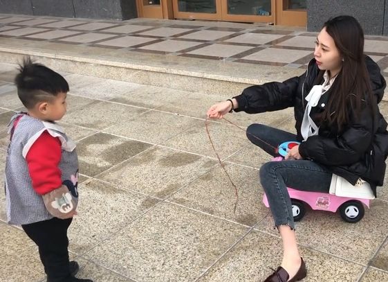 小姨带娃不靠谱系列,小姨带娃真的不靠谱